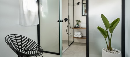 Studio - Split level Sea View