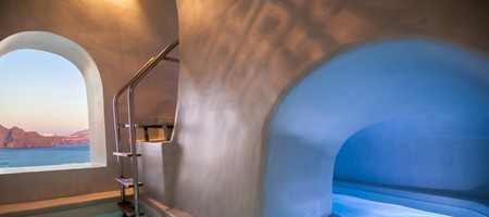 Two Bedroom Villa With Indoor & Outdoor Hot Tub [Mariniou]