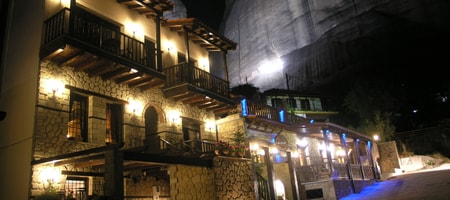 Double Room with Balcony and Meteora View