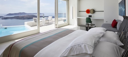 Unlimited Volcano View Suite with Private Veranda and Heated Plunge Pool