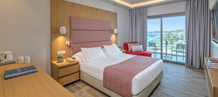 Inland View Triple Room