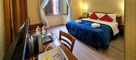 Deluxe Double Room with Private Bathroom