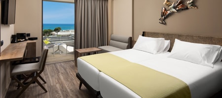 Deluxe Room with Sea View