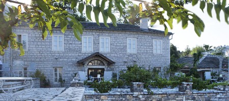 Entire Country House ( 4 bedrooms )