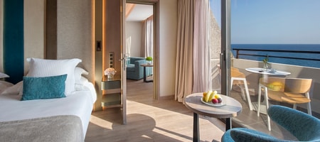 Two Connecting Double Rooms with Sea View