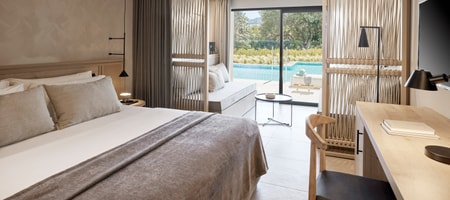 Junior Suite with Pool View & Sharing Pool