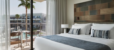 Junior Suite Side Sea View