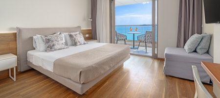 Penthouse Suite | Sea Front