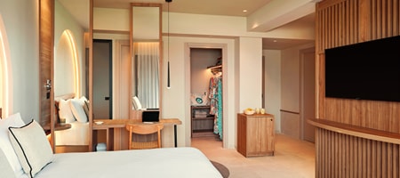 Deluxe Family Suite