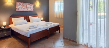 Comfort Garden Room