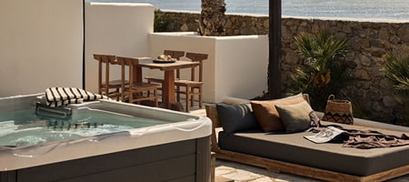 Deluxe Double with Outdoor Whirlpool