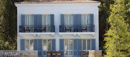 Andromeda Residence with Pool