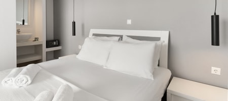 2 Bedroom Pool Suite Sea view