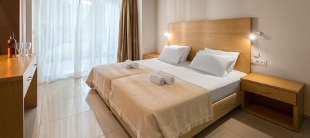 Twin Classic Room
