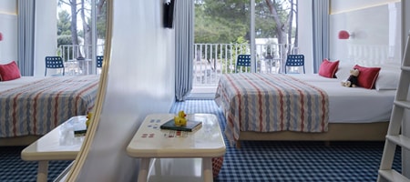 Family Room 23 m² Courtyard/Park View with Balcony