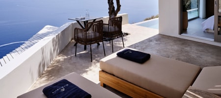 Exclusive Suite with Infinity Pool