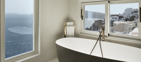 Eternal Suite with Private Pool and Hot tub