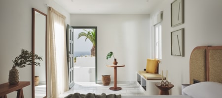 Evergreen One Bedroom Suite Sea View with Outdoor Living Area