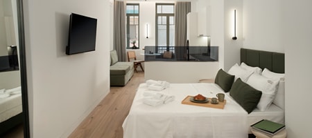 Deluxe Suite 101 City View