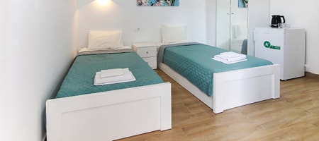 Twin Wheelchair Access