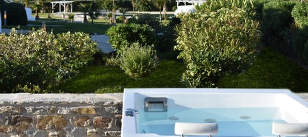 Deluxe Sea View White Villa