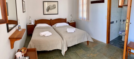 Twin room- upper floor