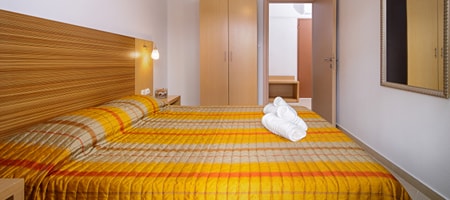 One Bedroom Apartment with Courtyard View