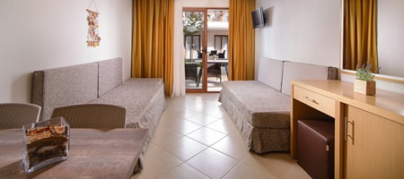 Ground Floor Family Apartment Courtyard View