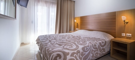One Bedroom Apartment with Balcony