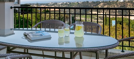 2 Bedroom Apartment - OZ11