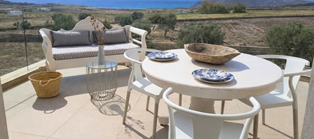 Apeiron Akrotiri