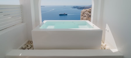 Sunset Suite with Hot Tub and Caldera View