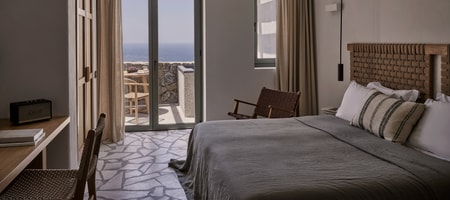 Junior Suite Sea View with Outdoor Jacuzzi