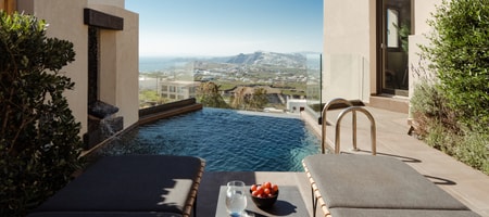 Elegant Two Bedroom Suite with Private Pool and Caldera View