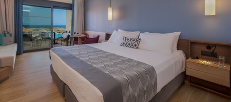 Junior Suite with Balcony & Sea View | ASTERIAS