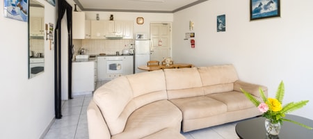 DELUXE “FAMILY” TWO BEDROOM APARTMENT