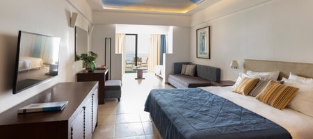 Deluxe Family Room Sea View