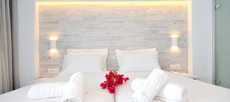 Deluxe Triple Room Garden View
