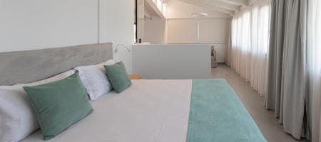 Superior Suite Upper Floor with sea view /Loft