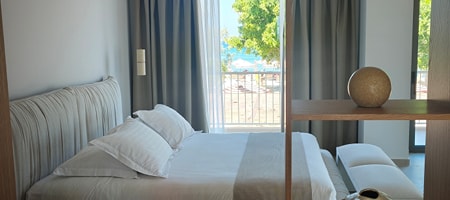 Akrotiri Suite
