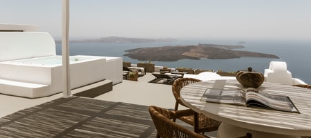 Two Bedroom Executive Suite - Grand Terrace with Panoramic Caldera Sea View and Hot Tub