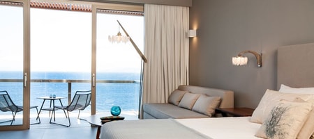 Deep Blue Bungalow Suite - Waterfront