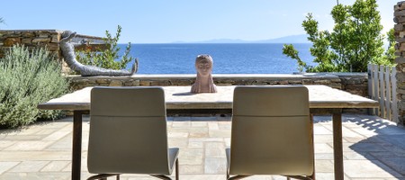 Delphinius Sea Front House