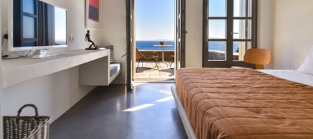 Deluxe Sea Front Suite