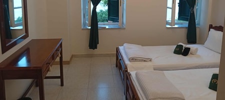 PANERA room with 2 Single beds