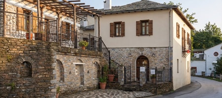 Archontiko Papoutsi Pelion