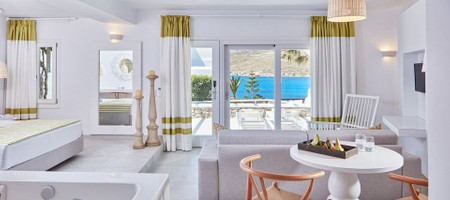 Deluxe Suite Sea View with Jacuzzi