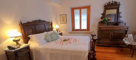 Pyrgi ( One Bedroom Suite )