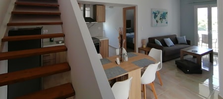 Duplex Deluxe Apartment with Two Bedrooms and Mountain View