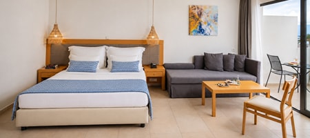 Deluxe Room with Side Sea View